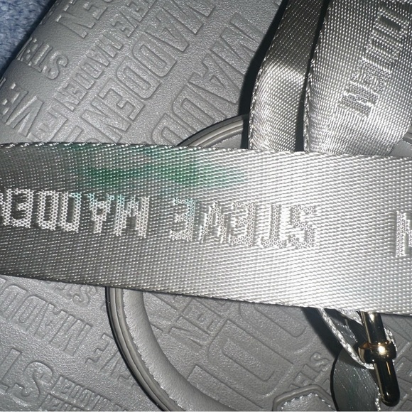 Steve Madden Grey Crossbody Bag - Picture 5 of 5